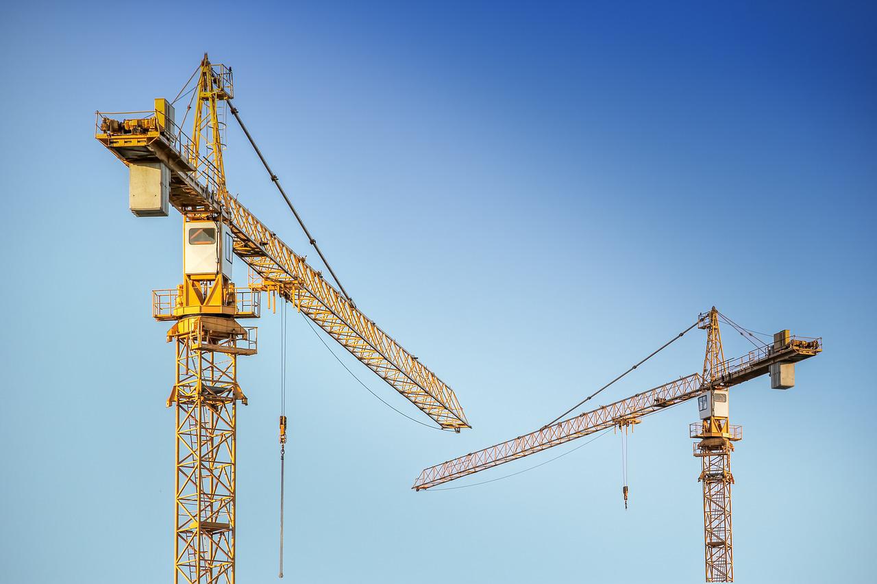 Image of crane in the sky