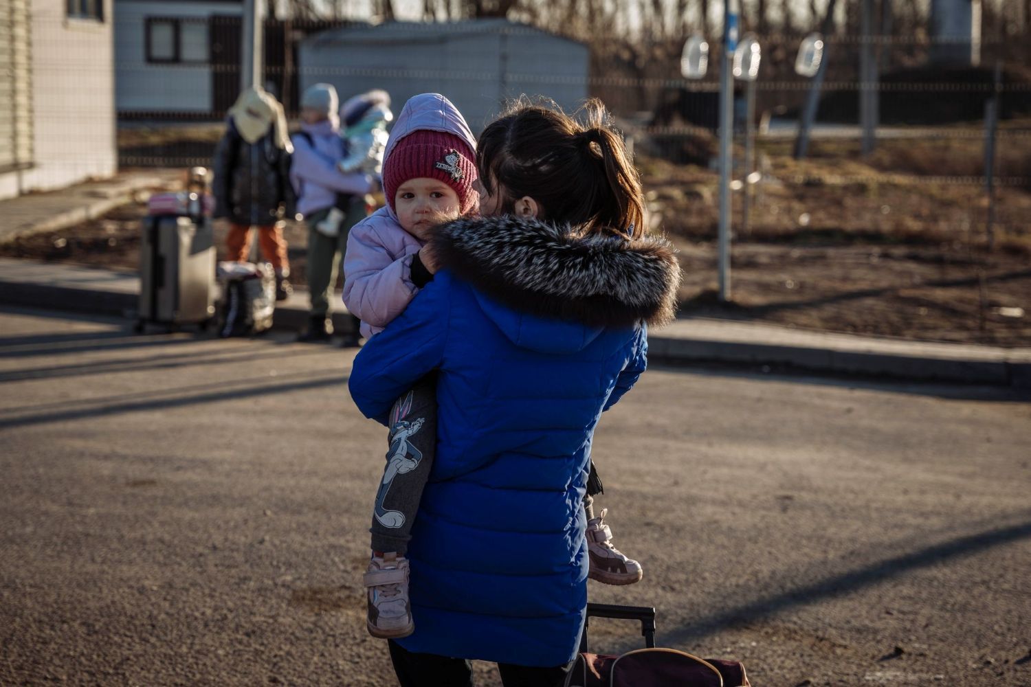 A woman and child at the Moldova-Ukraine border.